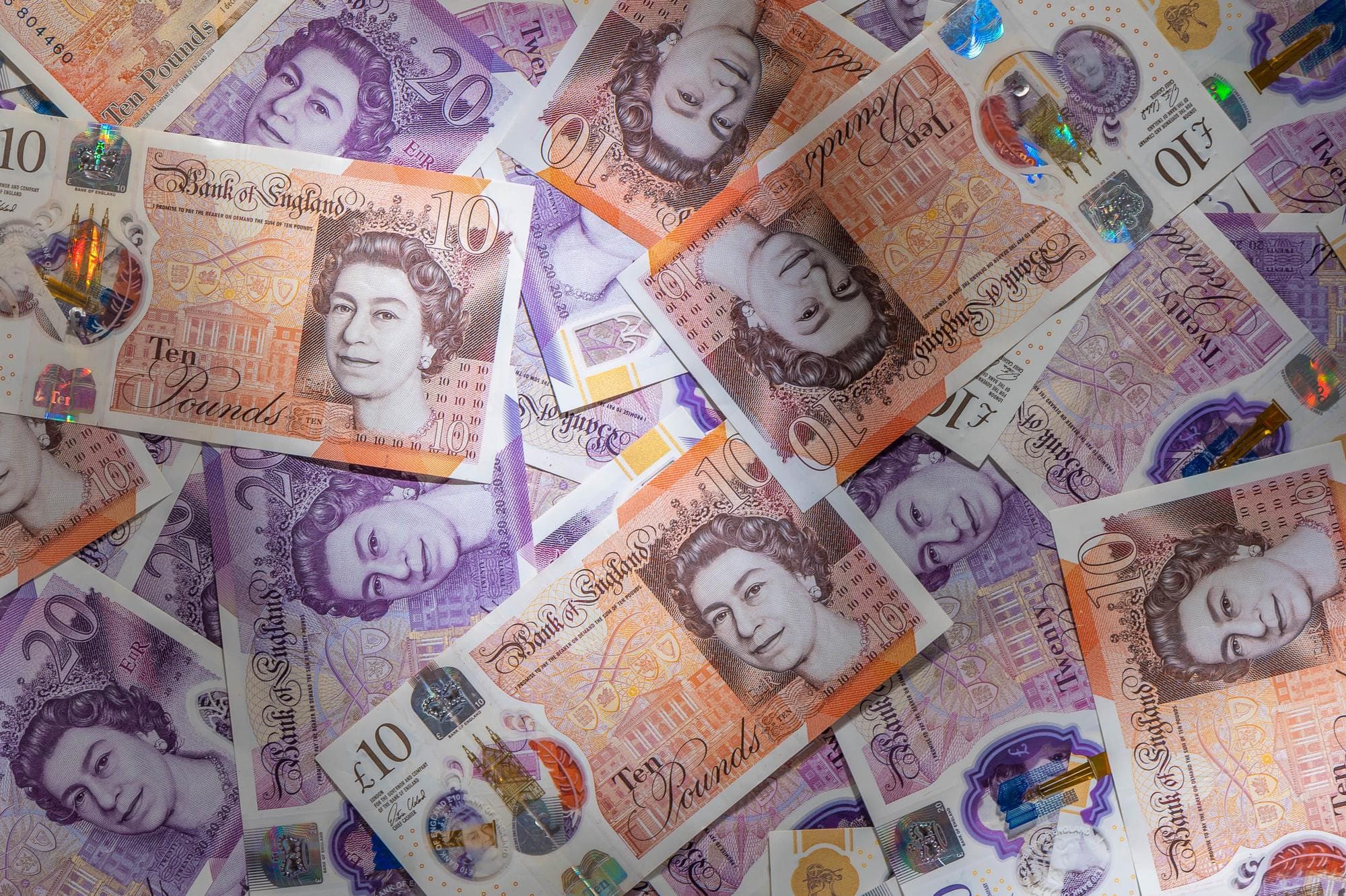 英鎊上漲動能目標 1.3700 對美元 – 大華銀行